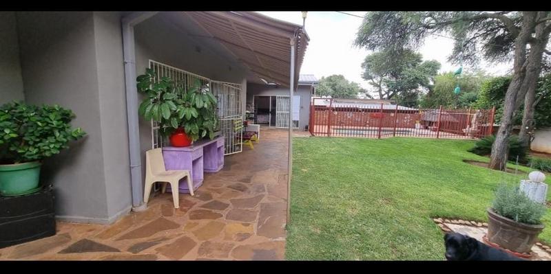 4 Bedroom Property for Sale in Kuruman Northern Cape